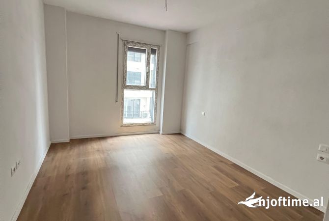 Shtepi ne shitje 2+1 ne Tirane - 170,000 Euro