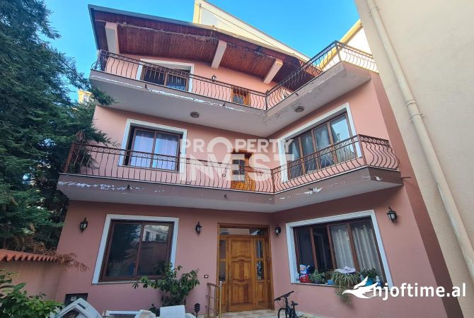 Ambient biznesi me qera 3+1 ne Tirane - 1,900 Euro