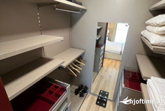 Shtepi me qera Apartament ne Tirane, 2+1, Mobilimi E mobiluar, Pagesa 1,500  Euro.