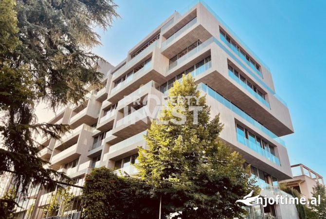 Ambient biznesi me qera 3+1 ne Tirane - 12,000 Euro
