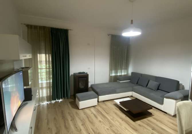 Shtepi me qera 2+1 ne Tirane - 800 Euro