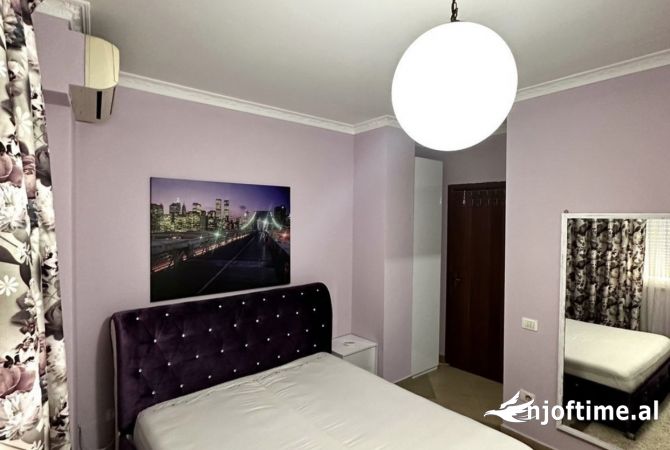 Shtepi me qera 2+1 ne Tirane - 550 Euro