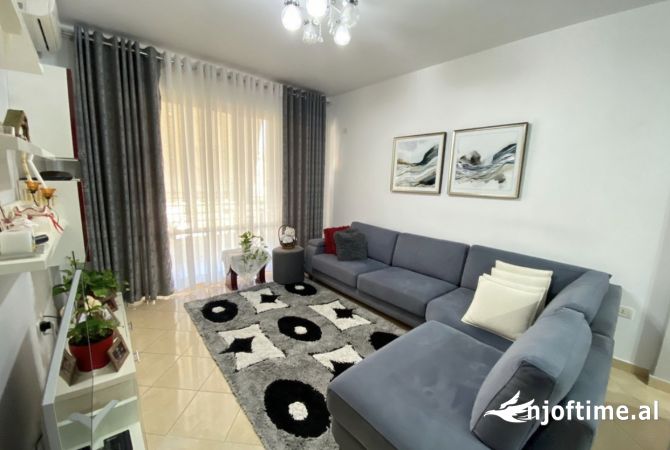 Shtepi ne shitje 2+1 ne Tirane - 120,000 Euro