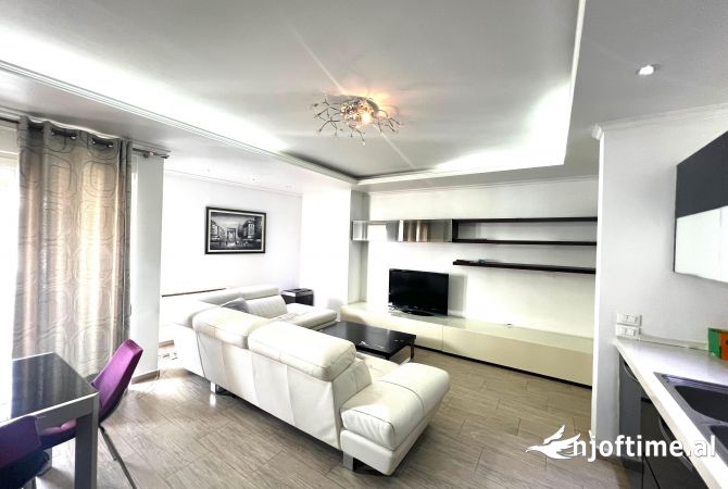 APARTAMENT 2+1 PER SHITJE TEK KOMPLEKSI KONTAKT