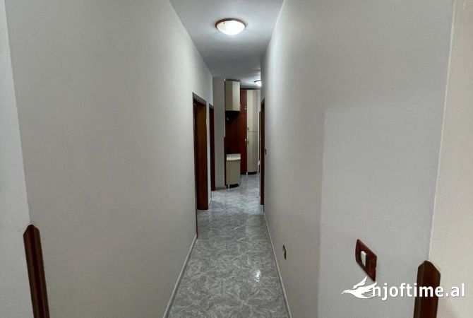 Shtepi ne shitje 2+1 ne Tirane - 216,000 Euro