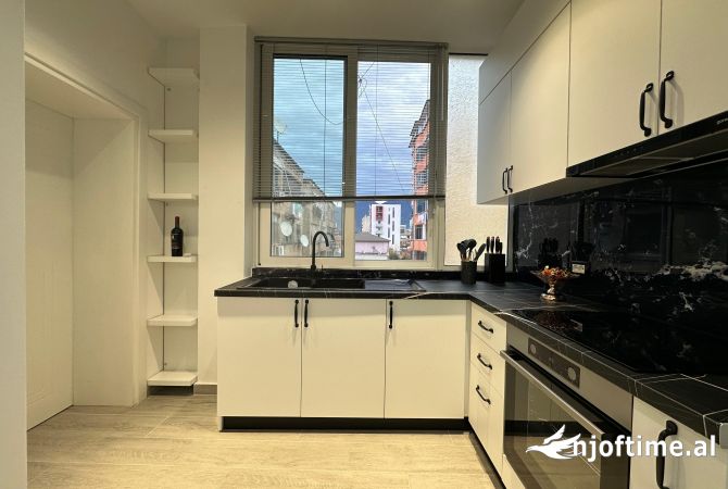 Shtepi ne shitje 1+1 ne Tirane - 105,000 Euro