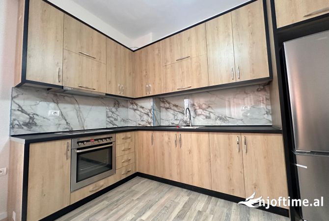 Shtepi me qera 2+1 ne Tirane - 500 Euro