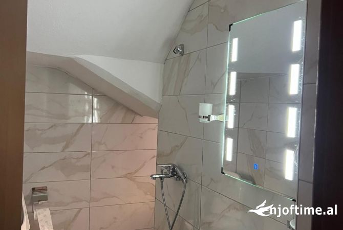 Shtepi ne shitje Apartament ne Durres, 2+1, Mobilimi E mobiluar, Pagesa 85,000  Euro.