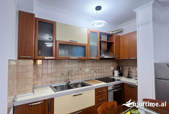 Shtepi me qera 1+1 ne Tirane - 600 Euro