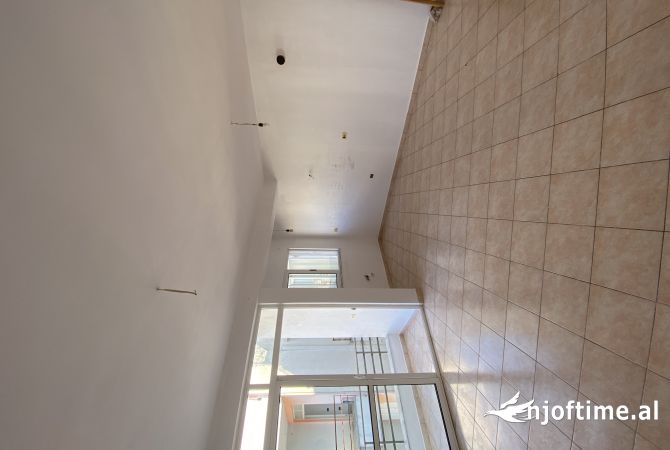 Shtepi ne shitje 2+1 ne Tirane - 108,000 Euro