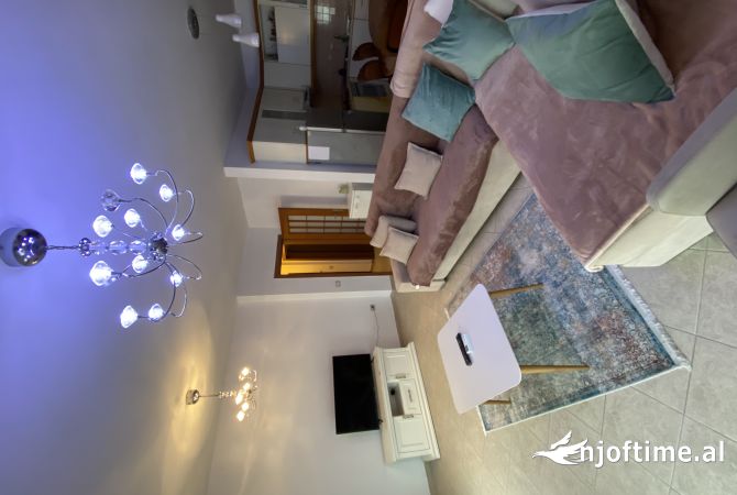 Shtepi me qera Apartament ne Tirane, 1+1, Mobilimi E mobiluar, Pagesa 550  Euro.