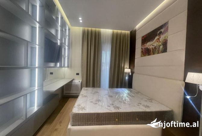 Shtepi me qera Apartament ne Tirane, 1+1, Mobilimi E mobiluar, Pagesa 950  Euro.