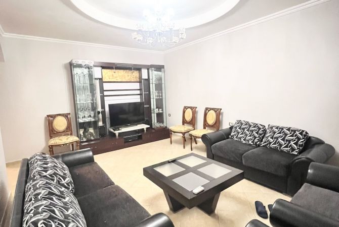 Shtepi me qera Shtepi Private ne Tirane, 2+1, Mobilimi E mobiluar, Pagesa 500  Euro.