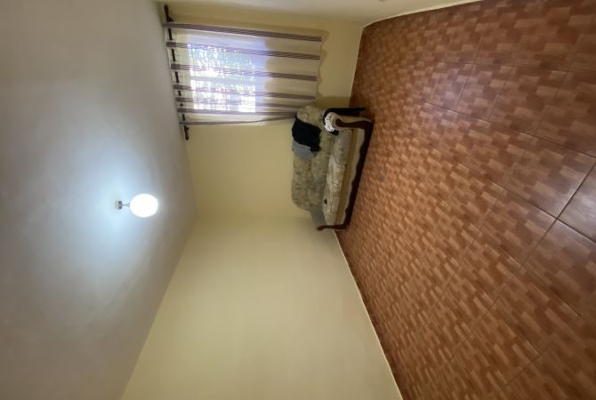 Ambient biznesi me qera 4+1 ne Tirane - 500 Euro