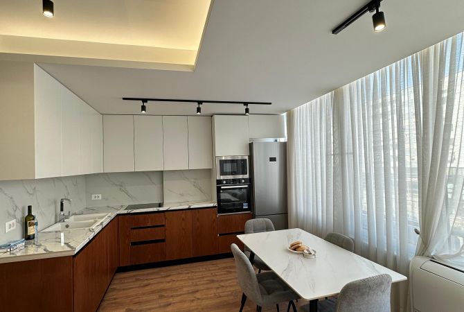 Shtepi me qera 2+1 ne Tirane - 800 Euro