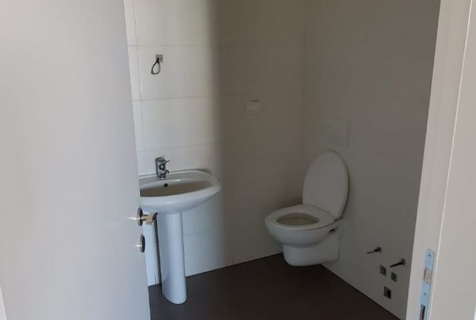 Shtepi me qera 2+1 ne Tirane - 1,100 Euro