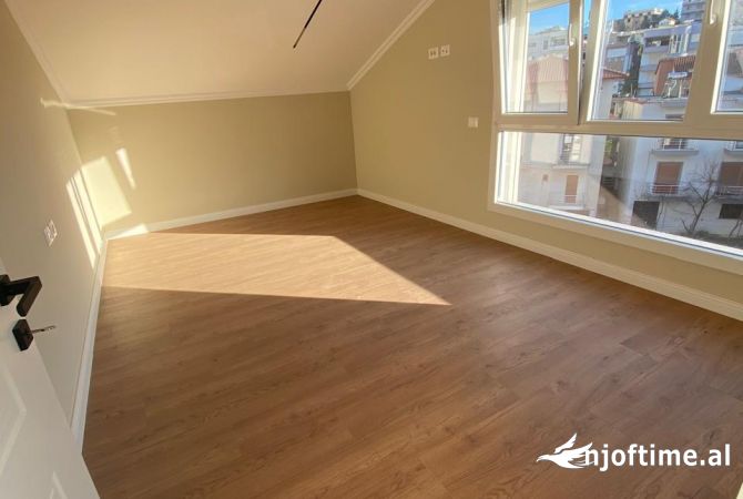 Shtepi me qera 3+1 ne Tirane - 800 Euro