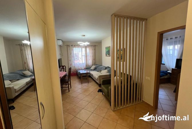 Shtepi me qera 1+1 ne Tirane - 450 Euro