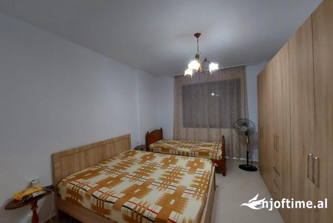 Shtepi me qera Apartament ne Tirane, 1+1, Mobilimi E mobiluar, Pagesa 350  Euro.