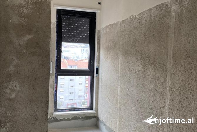 Shtepi ne shitje 2+1 ne Tirane - 300,000 Euro