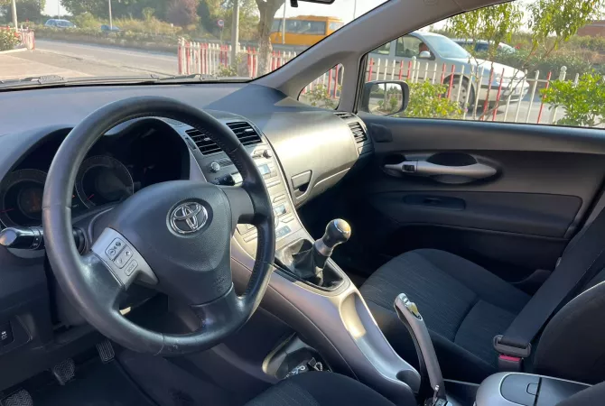 Auto in Vendita  a Durazzo - 4,500 Euro