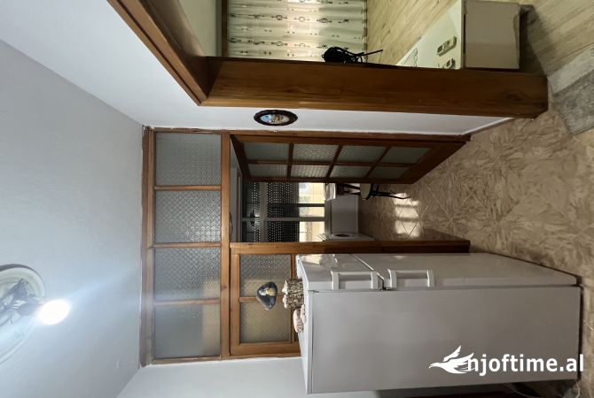 Shtepi ne shitje 1+1 ne Tirane - 150,000 Euro