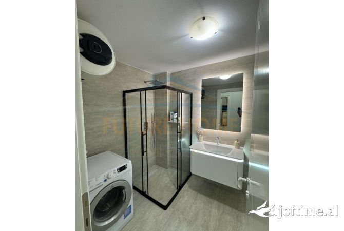 Shtepi me qera 2+1 ne Tirane - 700 Euro