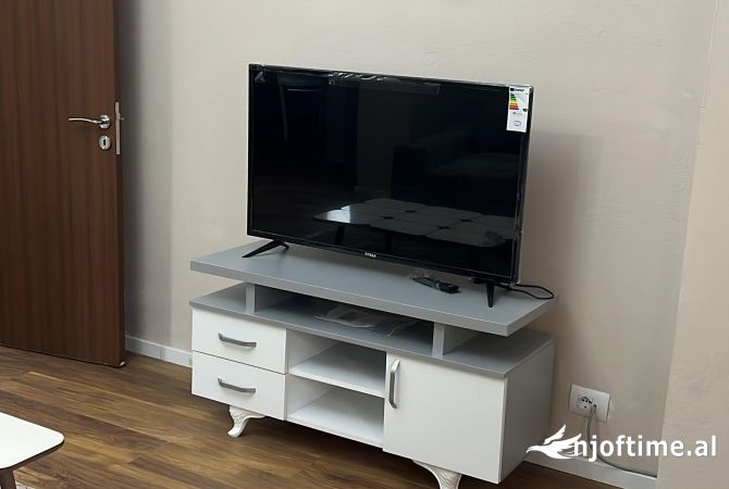 Shtepi me qera 2+1 ne Tirane - 700 Euro