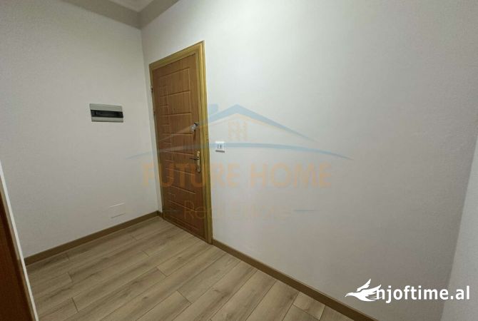 Shtepi ne shitje Apartament ne Tirane, 2+1, Mobilimi Bosh, pa mobiluar, Pagesa 138,000  Euro.