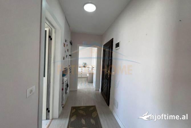 Shtepi me qera Apartament ne Tirane, 1+1, Mobilimi E mobiluar, Pagesa 450  Euro.