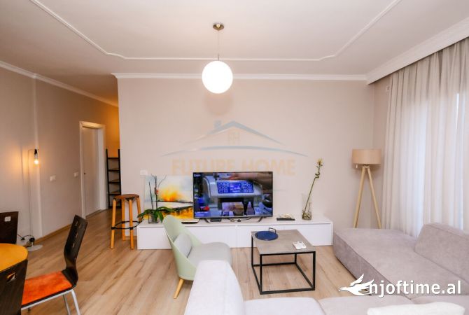 Shtepi ne shitje Apartament ne Tirane, 2+1, Mobilimi E mobiluar, Pagesa 290,000  Euro.