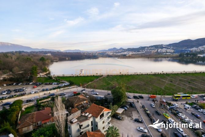 Shtepi ne shitje Apartament ne Tirane, 2+1, Mobilimi E mobiluar, Pagesa 290,000  Euro.