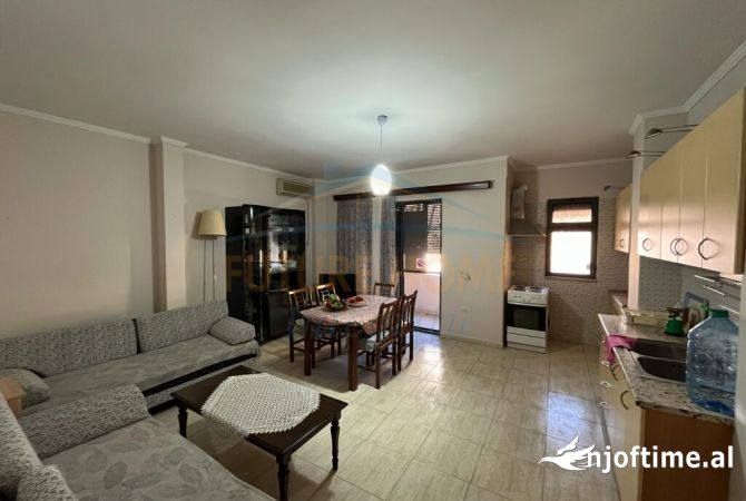 Shtepi me qera 2+1 ne Tirane - 500 Euro