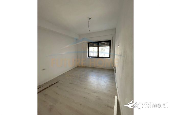 Shtepi me qera 2+1 ne Tirane - 400 Euro