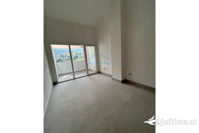 Shtepi ne shitje 2+1 ne Tirane - 134,000 Euro