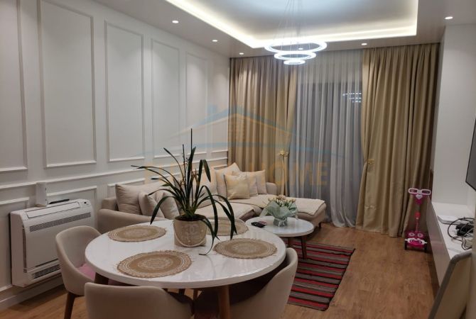 Shtepi ne shitje 2+1 ne Tirane - 25,000 Euro