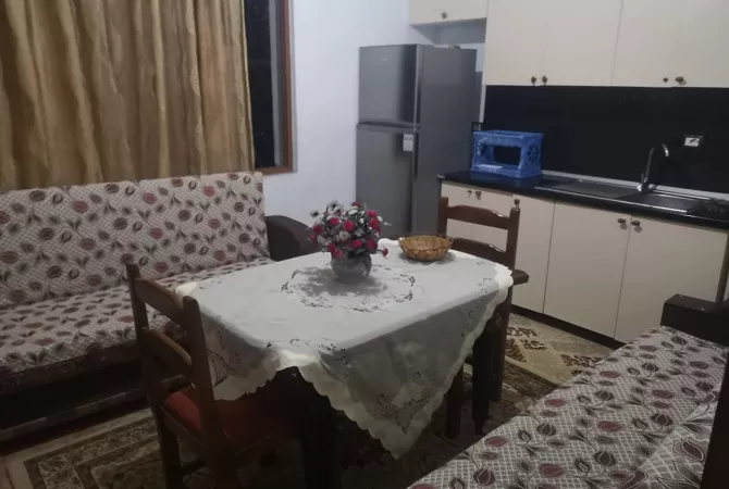 Shtepi me qera 1+1 ne Tirane - 30,000 Leke