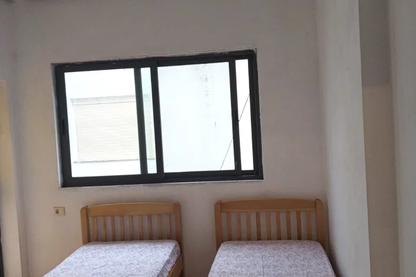 Shtepi me qera Garsoniere ne Tirane - 20,000 Leke