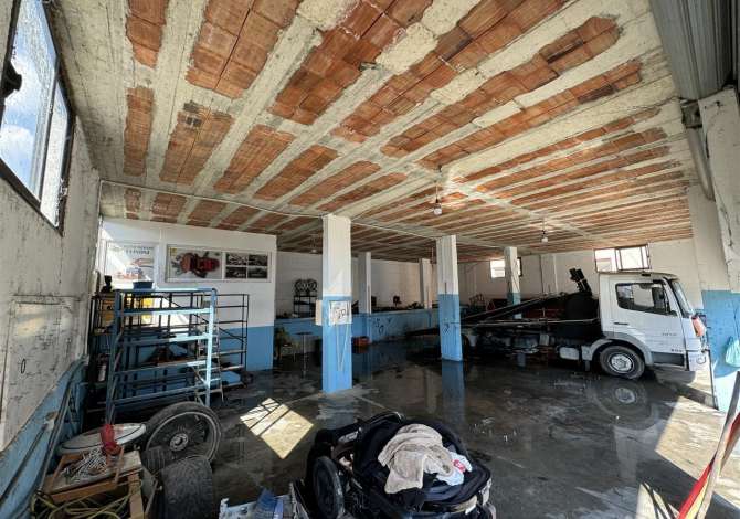 Jepet magazin me qera 500m2 ne Babrru