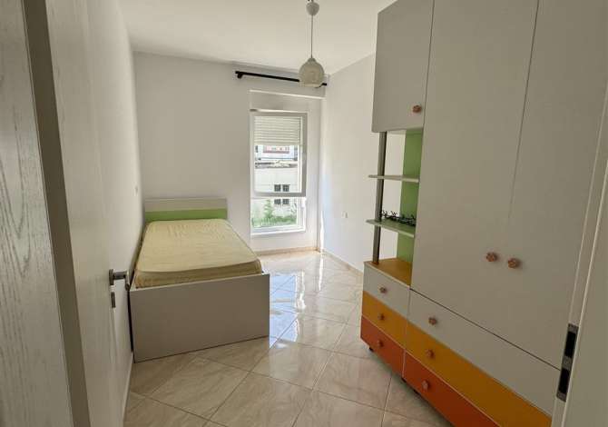 Shtepi me qera Apartament ne Tirane, 2+1, Mobilimi E mobiluar, Pagesa 500  Euro.