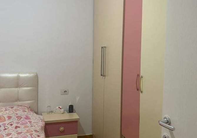 Shtepi me qera Apartament ne Tirane, 1+1, Mobilimi E mobiluar, Pagesa 350  Euro.