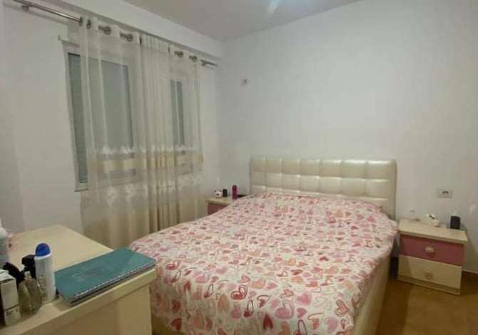 Shtepi me qera Apartament ne Tirane, 1+1, Mobilimi E mobiluar, Pagesa 350  Euro.