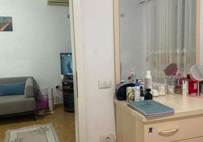 Shtepi me qera Apartament ne Tirane, 1+1, Mobilimi E mobiluar, Pagesa 350  Euro.