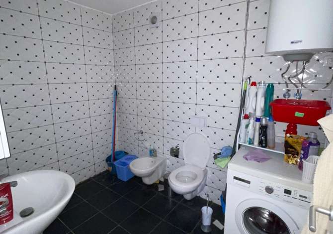 Shtepi me qera Apartament ne Tirane, 1+1, Mobilimi E mobiluar, Pagesa 550  Euro.