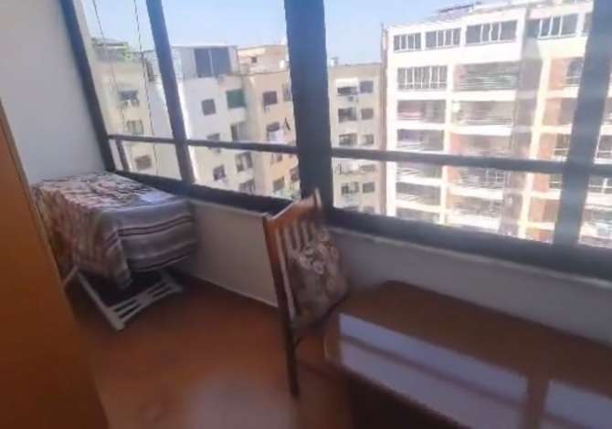 Shtepi me qera Apartament ne Tirane, 1+1, Mobilimi E mobiluar, Pagesa 40,000  Leke.