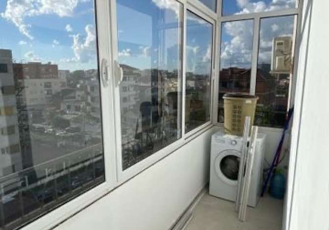 Shtepi me qera Apartament ne Tirane, 2+1, Mobilimi E mobiluar, Pagesa 550  Euro.