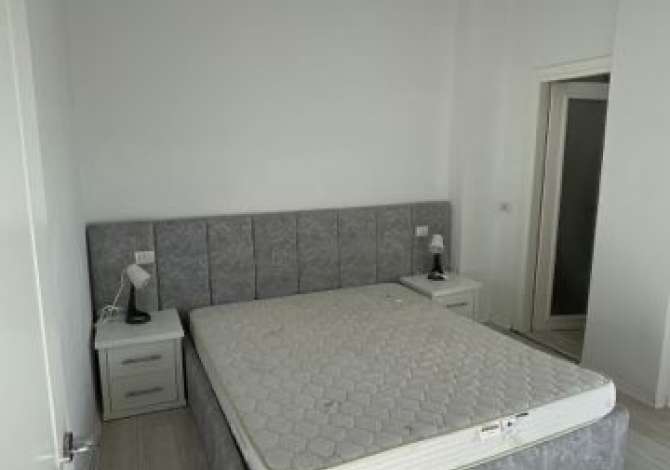 Shtepi me qera Apartament ne Tirane, 2+1, Mobilimi E mobiluar, Pagesa 550  Euro.