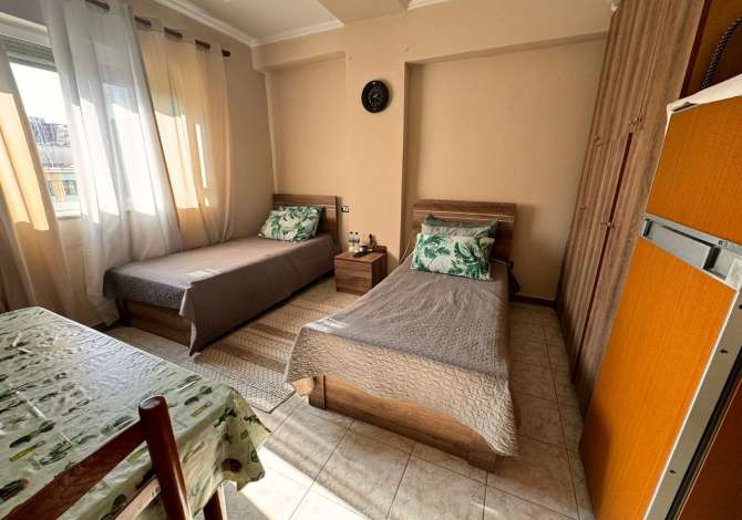 Shtepi me qera Garsoniere ne Tirane - 400 Euro
