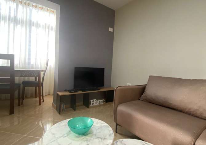 Shtepi me qera 1+1 ne Tirane - 400 Euro