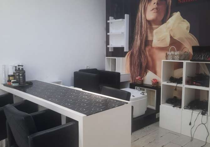 Ambient biznesi me qera 1+1 ne Tirane - 250 Euro